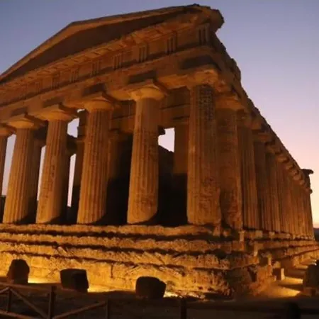 Il Giardino Dei Templi Agrigento